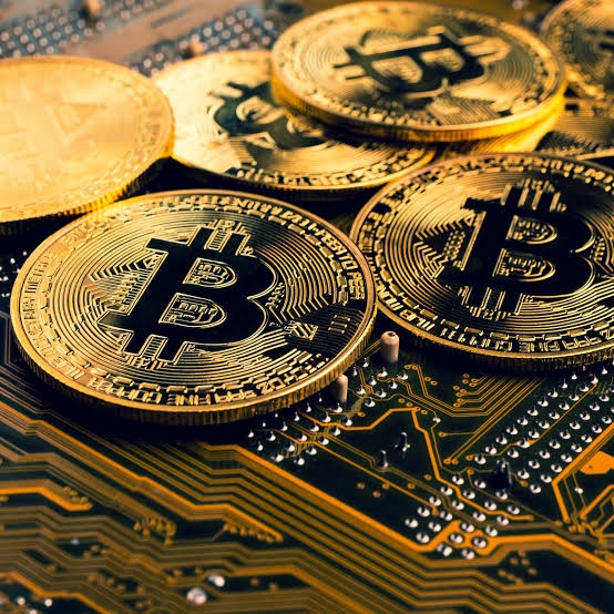 Bitcoin Hits 2-Week High