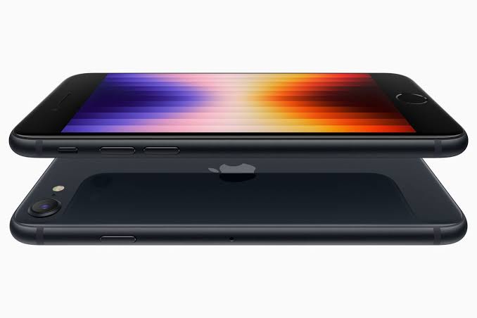 iPhone SE 2022 vs iPhone SE 2020.
