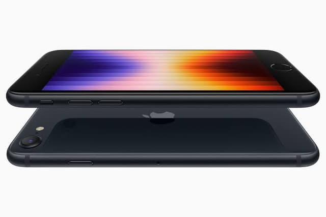 iPhone SE 2022 vs iPhone SE 2020.