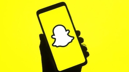 How To Share YouTube Videos Directly on Snapchat.