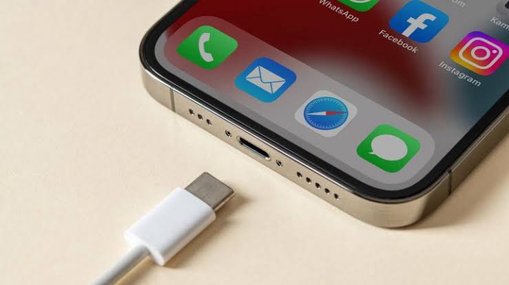 Apple's Switch to USB-C: Not Innovation, but Compliance