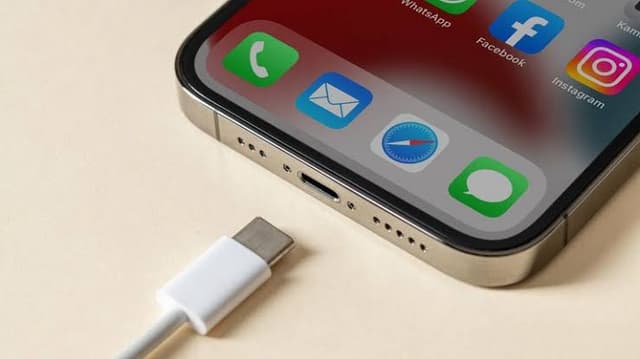 Apple's Switch to USB-C: Not Innovation, but Compliance