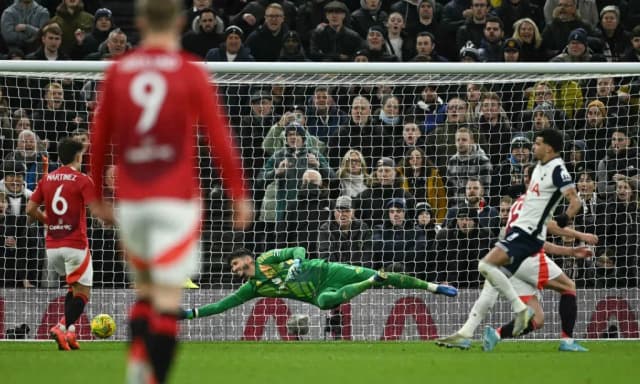 VIDEO: Tottenham 4 – 3 Manchester United Highlights |Watch Now | Carabao Cup (Quarter Final)