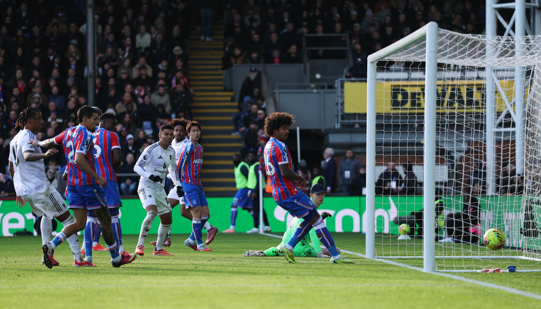 VIDEO: Crystal Palace 1 – 2 Manchester United Highlights |Watch Now | Premier League
